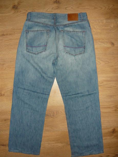 Rifle ,málo nosené -32, refree,32