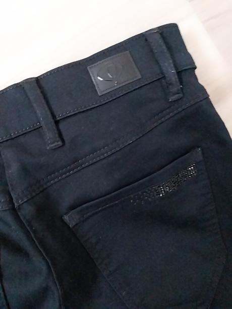 Nohavice, street one,30