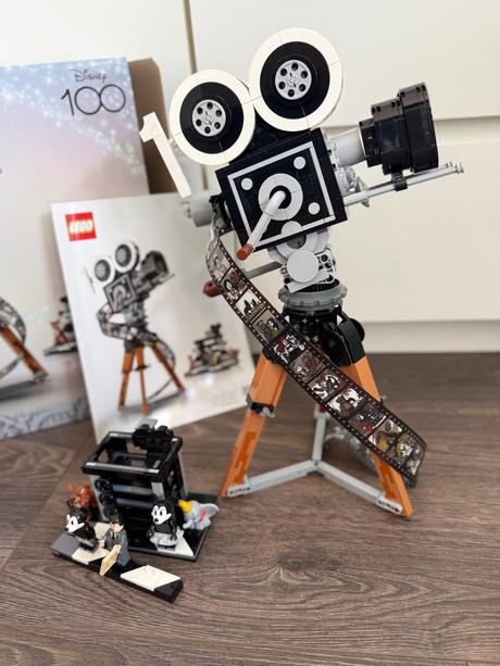 Lego limitovaná edícia 100 rokov walta disneyho, 