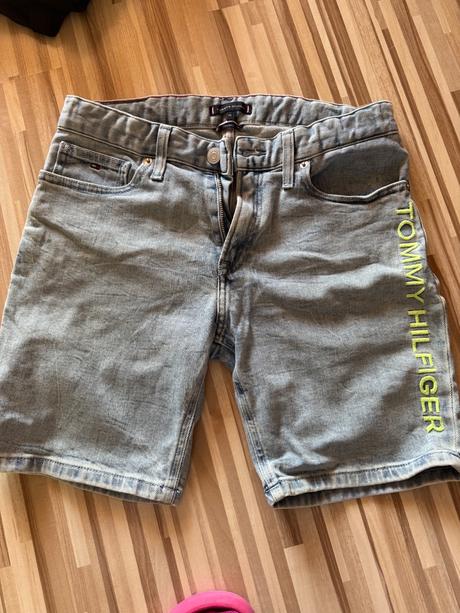 Kratasy th, tommy hilfiger,176