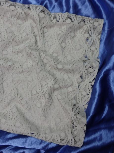 Kvalitné čipkované šaty, vero moda,xs