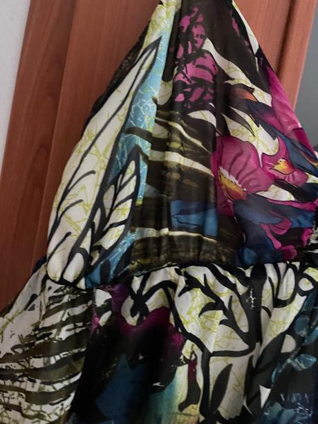 Letné saty na ramienka, 38