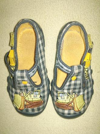 Papuče s buldozérom, befado,21