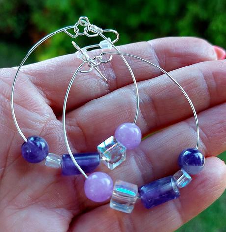 Set náramku a náušníc z prírodného ametystu,