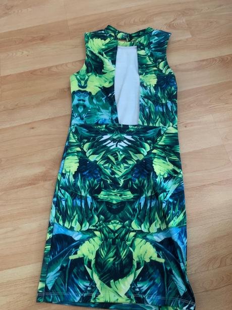 Dámske oblecenie, s