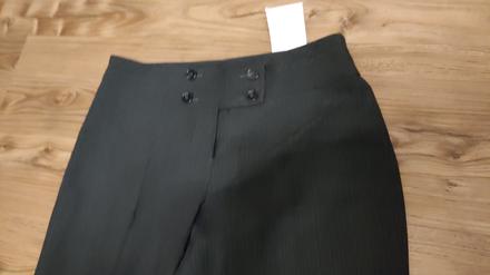 Nohavice s pasikom, 36