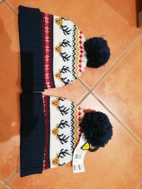 Zimne ciapky pre dvojicky, f&f,104