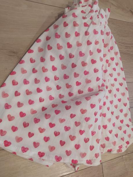 Sukničky 6, 104 / 116