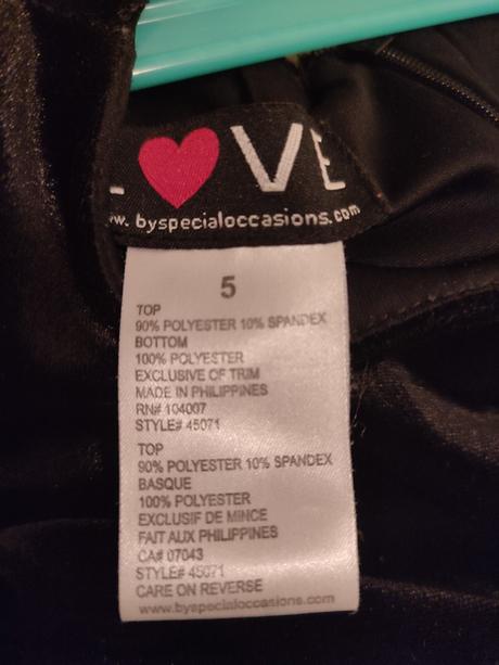 Sviatočné šaty, 110