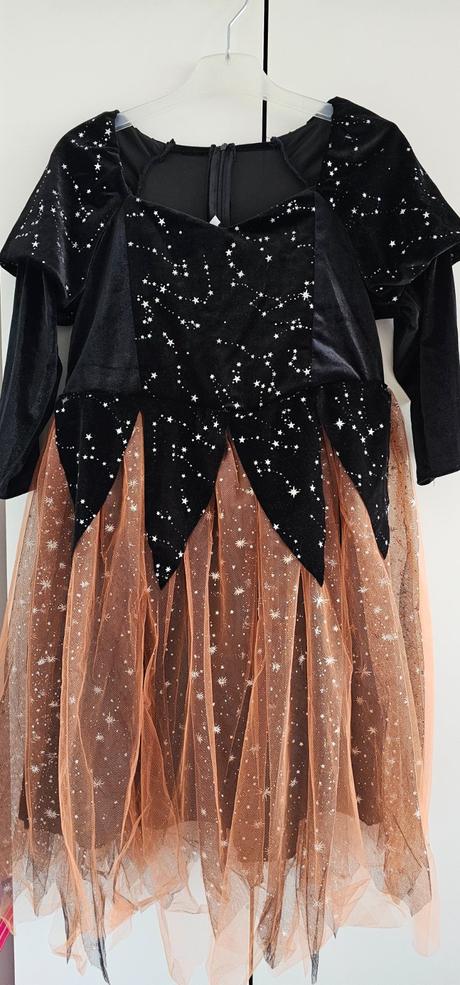 Kostým čarodejnice, 