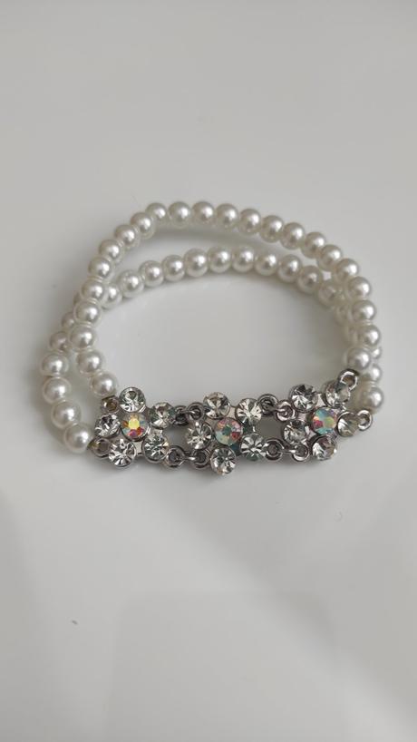 Perličkovy naramok, 