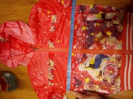 Dievčenská  bunda, 104