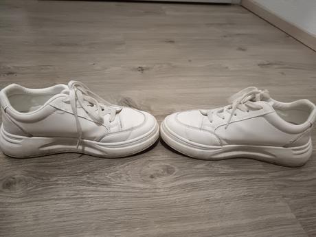 Biele tenisky, 37