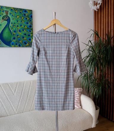 Elegantné kárované šaty s volánovými rukávmi, h&m,xs
