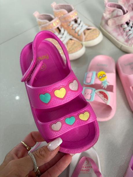 Balík topánok na leto velkost 28, 28