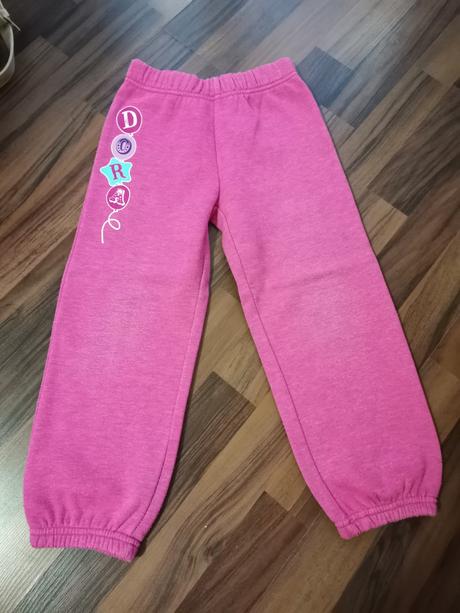 Tepláky, cena spolu, 104