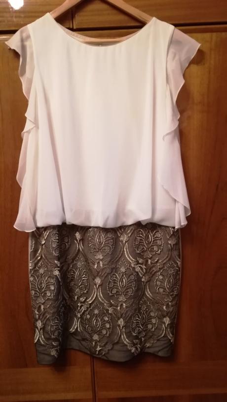 Spoločenské šaty, 44