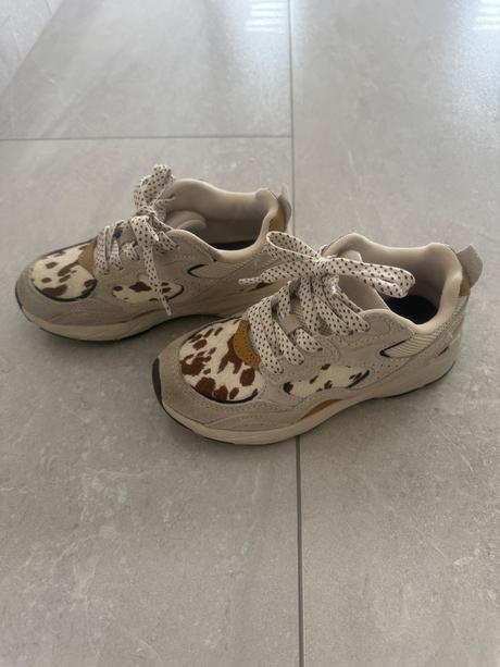 Zara botasky, zara,29