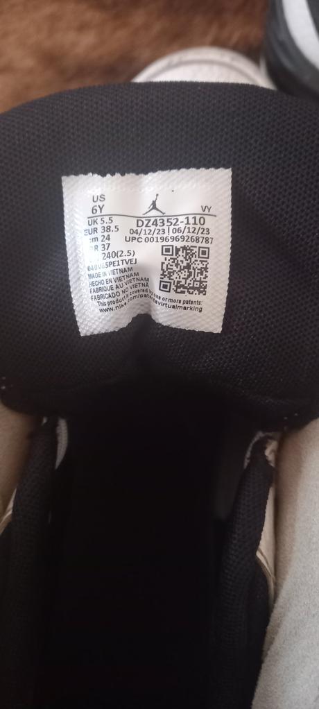 Jordany, air jordan,38