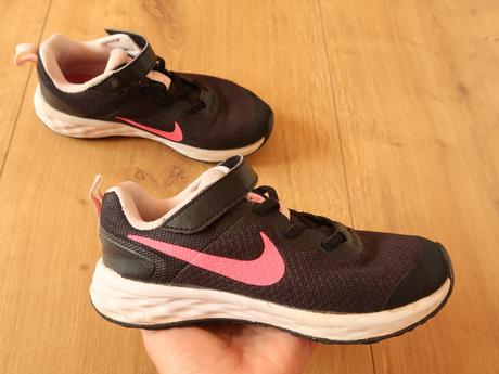 Dievčenské tenisky nike č. 33 (21,0 cm) super stav, nike,33