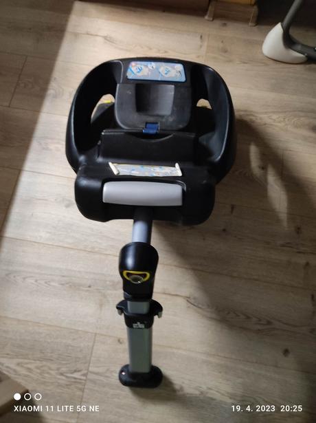 Vajíčko a základňa, maxi cosi