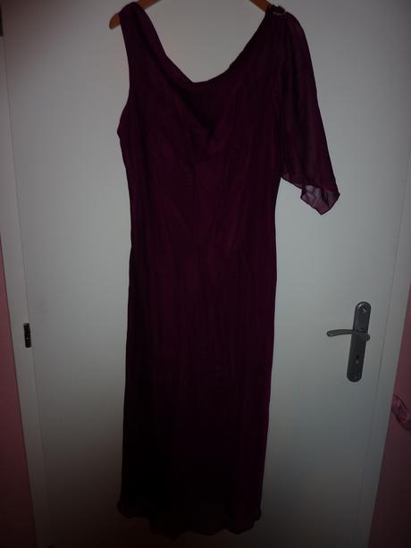 Spoločenské šaty by c&a, c&a,40