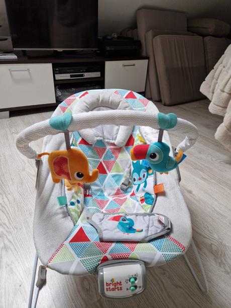 Vibrujuce kresielko bright stars, 