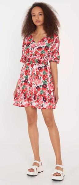 Sú tieto šaty vhodné, ak idem ako hosť na 1. sväté prijímanie?