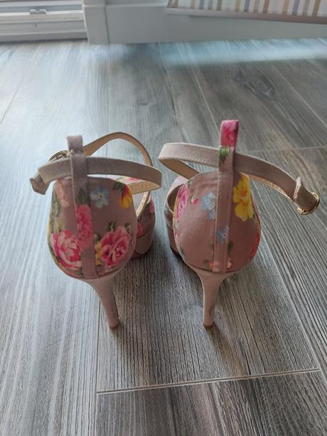 Kožené topánky na opätku, 38