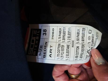 Krásne nohavice, 38