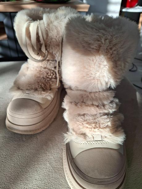 Dievčenské zimné, 35