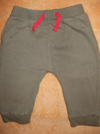 Bavlnené tepláčky, tesco,68