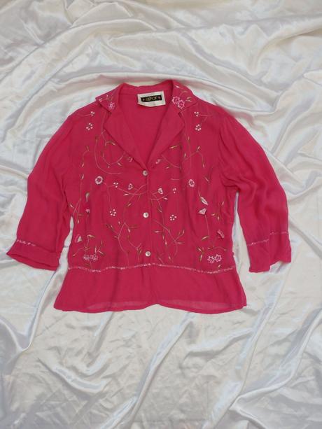 Velmi peknaa bluzka, 42