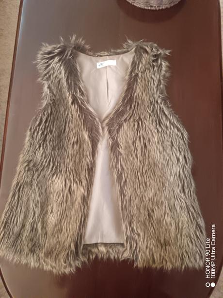 Huňatá vesta, h&m,146
