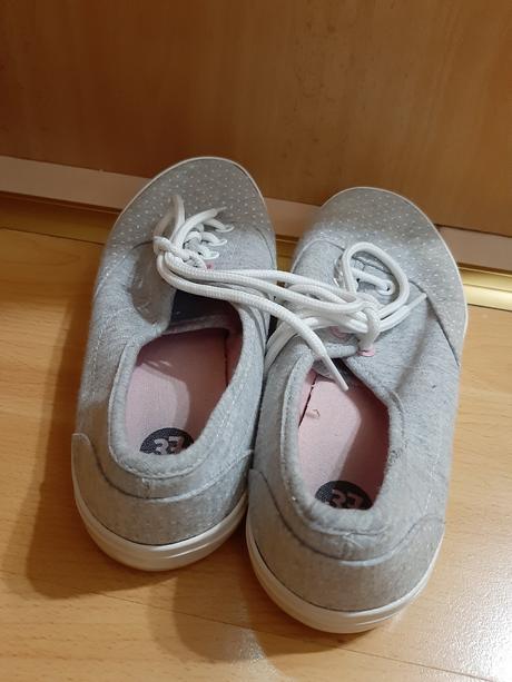 Dievčenské tenisky, 36