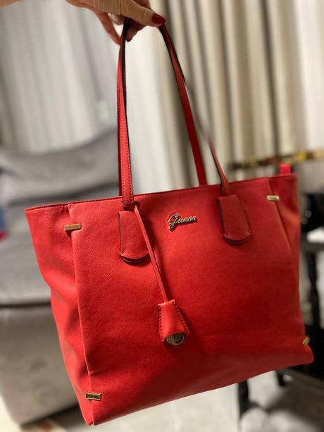 Nádherná kabelka guess, guess