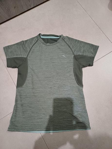 Funkčné tričko decathlon, decathlon,134