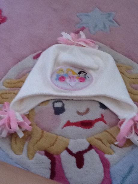 Čiapočka disney, disney,122