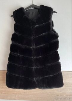 Vesta z umelej kožušiny, s