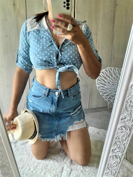 Crop top blúzka na zaväzovanie-s/m, s