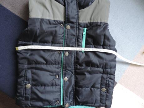 Teplá, prešívaná vesta, veľ. 116, lupilu,116