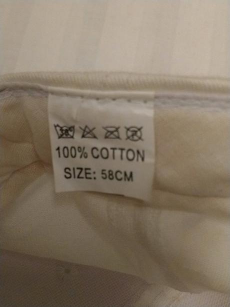 Biela šiltovka, ružový nápis č. 605, seteria 58 cm, 58