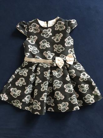 Dievčenské šatočky zn. nanán, 104