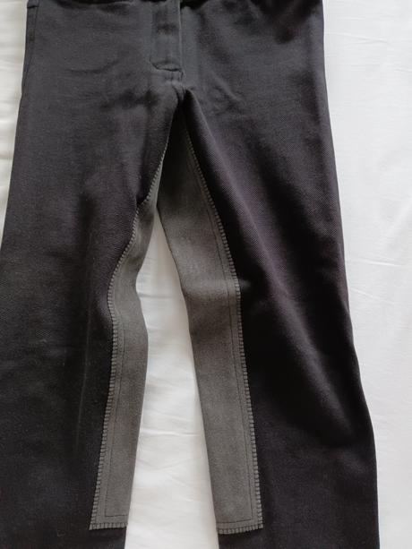 Jazdecke nohavice, 116