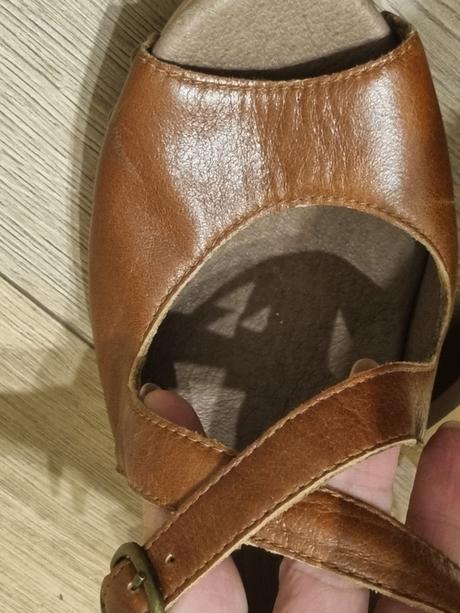 Kožené drevákové sandále ugg veľ.37, 37