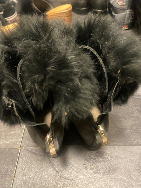 Prava kozusina 37, 37