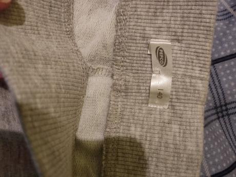 Nenosené tepláky, 140