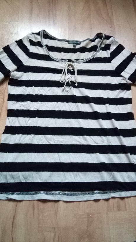 Dámske pruhované tričko - m/l, m