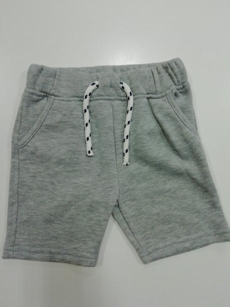 Sivé teplákové kraťasy, primark,86