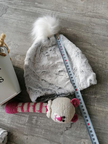 Zimny set ciapka + nakrcnik, 86